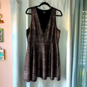 RUE21 Silver and Black Sleeveless Skater Dress